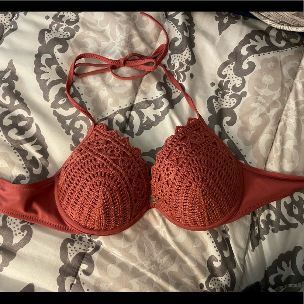 Bathing suit top